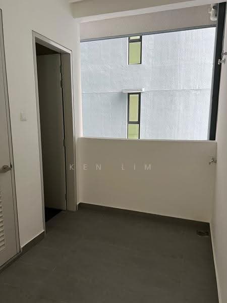 Kondominium untuk Dijual di Alstonia Residence - Ken Lim - Balcony - PropertyGuru.com.my