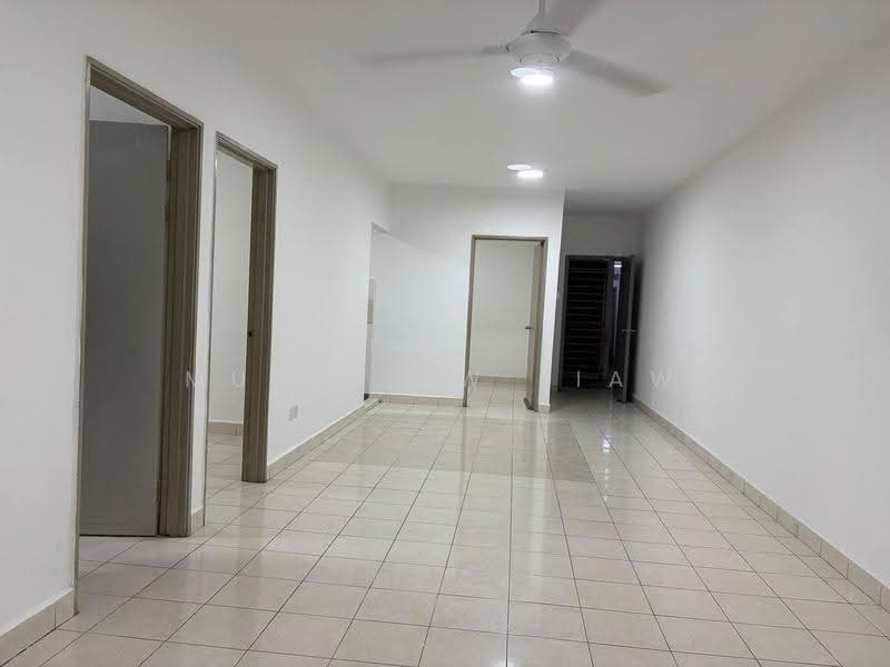 Apartment for Sale at Putatan Platinum Apartment - Mun Siew Liaw - Corridor - PropertyGuru.com.my