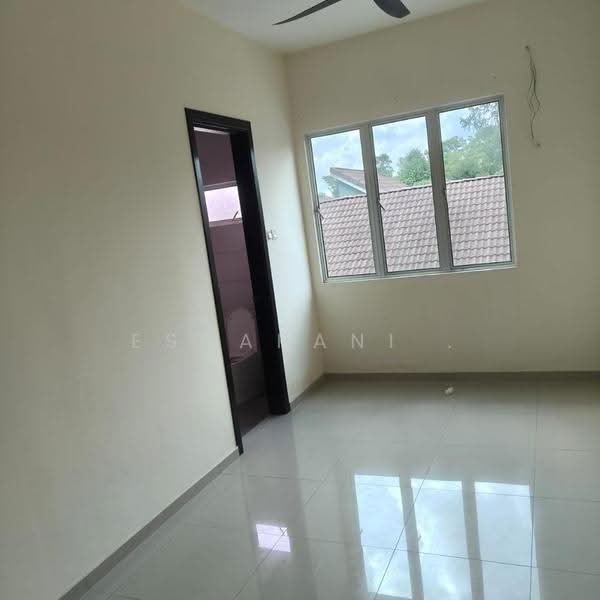 Rumah Berkembar untuk Dijual di Taman Bukit Mewah (Kajang) - Esharani . - PropertyGuru.com.my