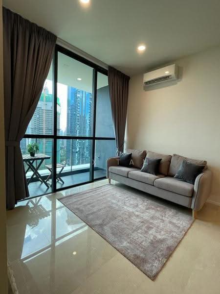 Kediaman Servis untuk Dijual di 10 Stonor - Rex Tan - Living Room - PropertyGuru.com.my