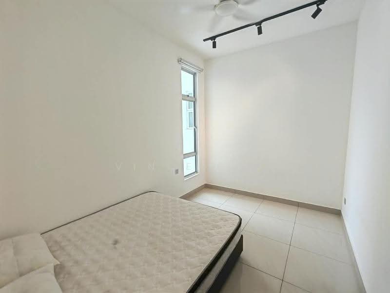 2-storey Terraced House for Sale in Leisure Farm (Gelang Patah) - Vince Soo - Bedroom - PropertyGuru.com.my