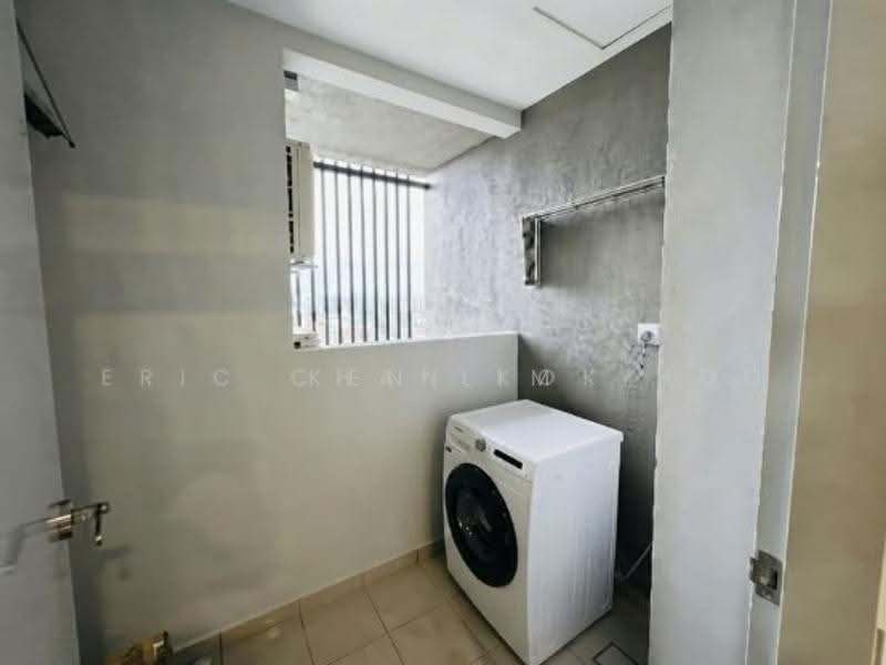 Kediaman Servis untuk Dijual di Emerald 9 - Ken Lim - Interior - PropertyGuru.com.my
