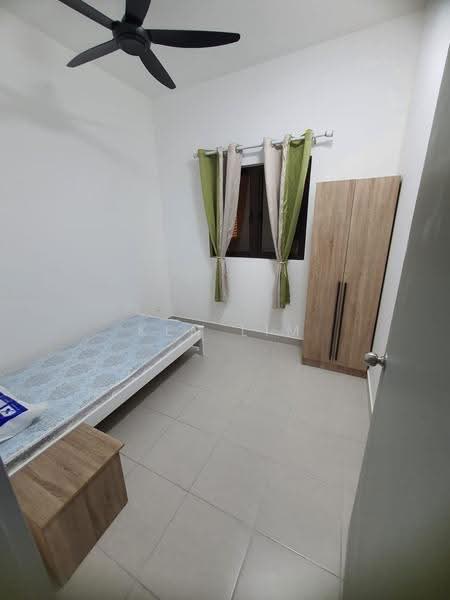 Service Residence for Sale at The Netizen - Ken Lim - Medium Room - PropertyGuru.com.my