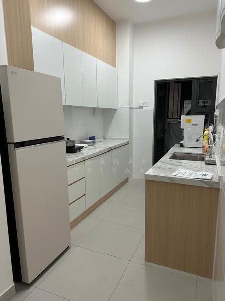 Apartment for Rent at D7 (D'Seven Lagoon Perdana) - Thanap Priyaa - Kitchen - PropertyGuru.com.my