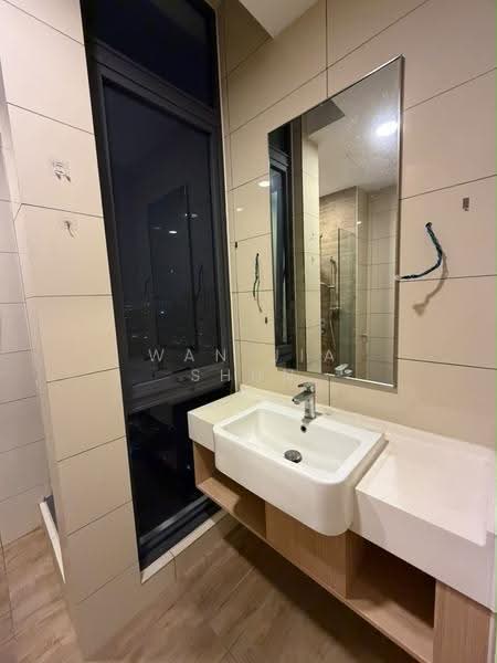 Service Residence for Sale at Avara - Wan Jia Shun - Bathroom - PropertyGuru.com.my
