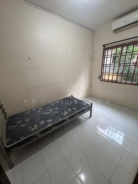 Rumah Teres 2-Tingkat untuk Disewa di Permas Jaya (Johor) - Foo Jun Tao - Bedroom - PropertyGuru.com.my