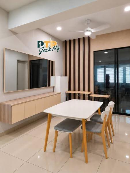 Kondominium untuk Dijual di Casa Utopia - Jack Ng - Dining Room - PropertyGuru.com.my