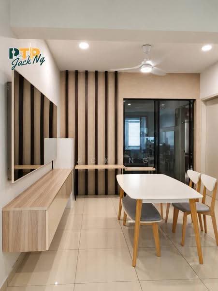 Kondominium untuk Dijual di Casa Utopia - Jack Ng - Dining Room - PropertyGuru.com.my