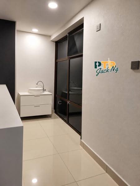 Kondominium untuk Dijual di Casa Utopia - Jack Ng - Bathroom - PropertyGuru.com.my