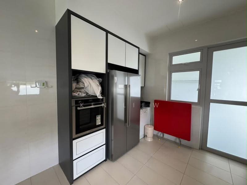 Cluster House for Rent in Taman Ekoflora (Johor Bahru) - Ken Liew - Kitchen - PropertyGuru.com.my