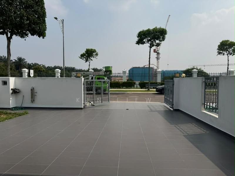 Cluster House for Rent in Taman Ekoflora (Johor Bahru) - Ken Liew - Exterior - PropertyGuru.com.my