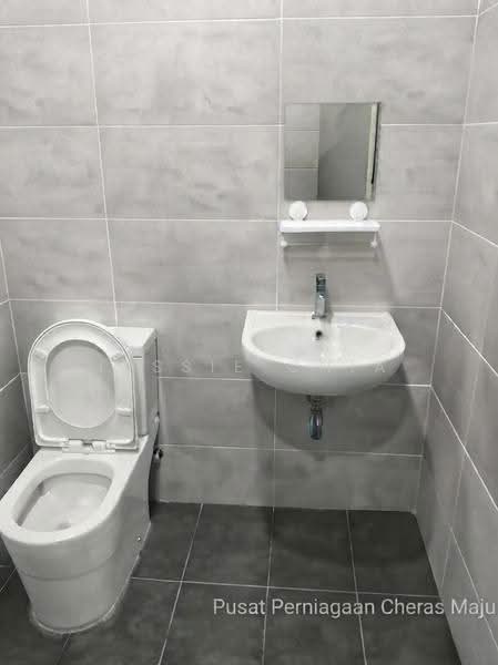 Service Residence for Rent at B11 Parkland Residence - Jessie Chia - Bathroom - PropertyGuru.com.my
