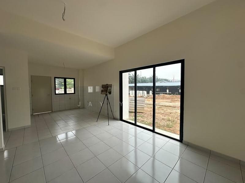 2-storey Terraced House for Sale in Taman Desa Permai (Kapar) - Jay Yong - Kitchen - PropertyGuru.com.my