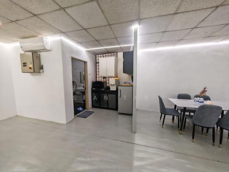 Kedai / Pejabat untuk Dijual di Desa Petaling (Kuala Lumpur) - Sean Tan - Kitchen - PropertyGuru.com.my