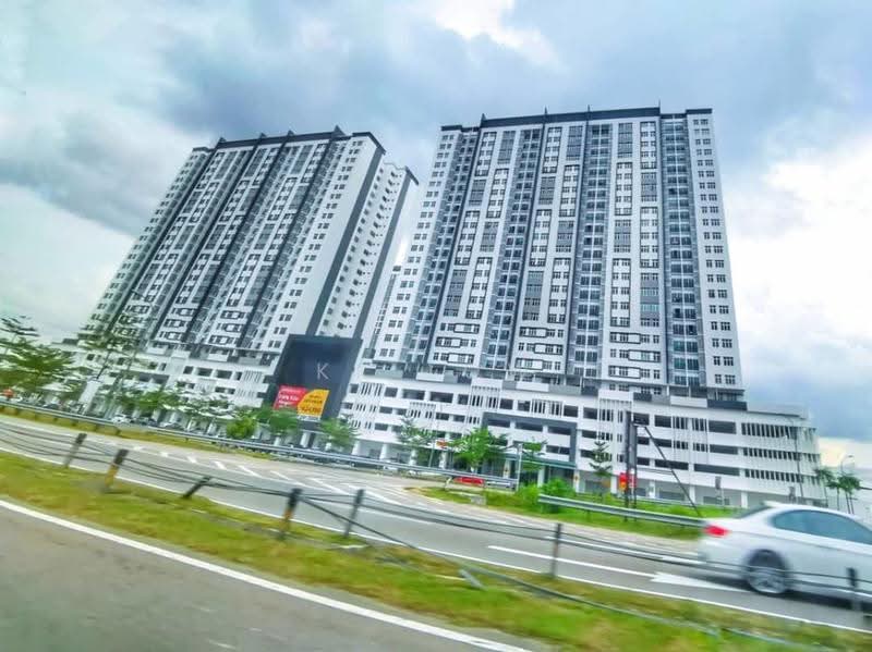 Kediaman Servis untuk Dijual di Meridin Bayvue Serviced Apartment - KK Low - PropertyGuru.com.my