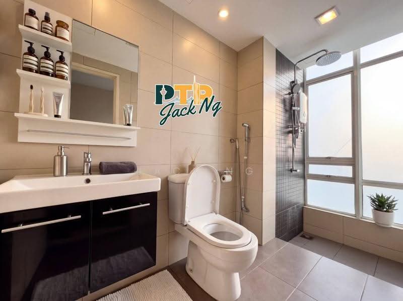 Kondominium untuk Dijual di Ocean View Residences - Jack Ng - Bathroom - PropertyGuru.com.my