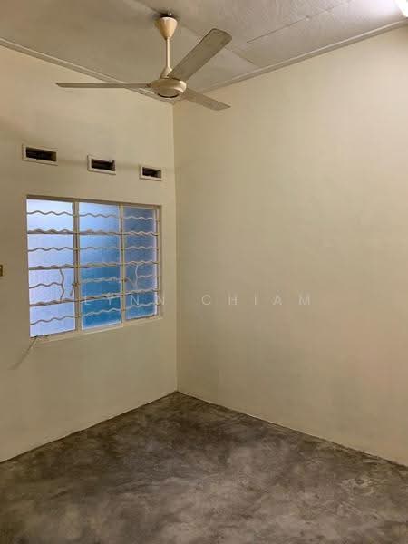 Rumah Teres untuk Disewa di Taman Century (Johor Bahru) - Lynn Chiam - PropertyGuru.com.my