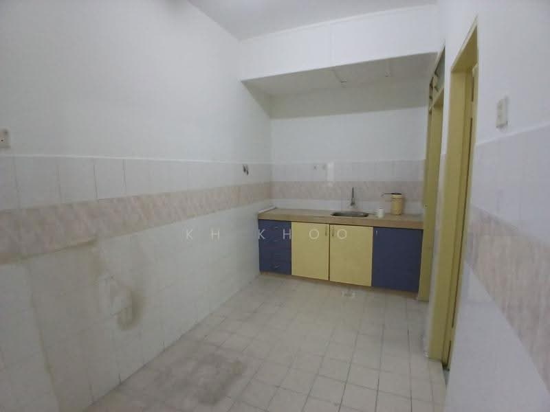 Apartment for Sale at Fairville - KH Khoo - Kitchen - PropertyGuru.com.my
