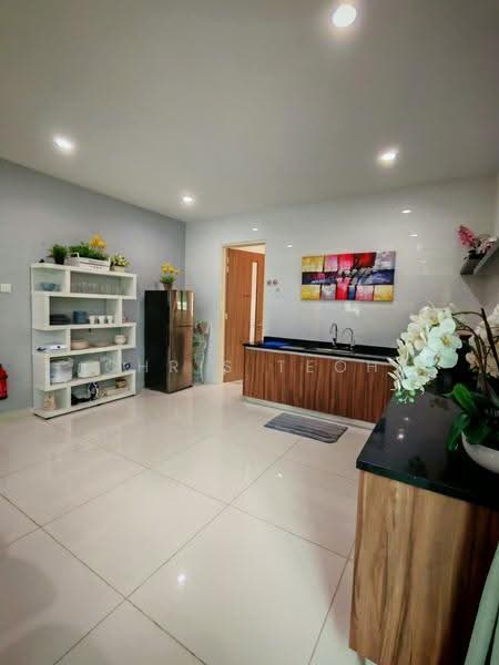 Semi-Detached House for Sale in Batu Ferringhi (Penang) - Chris Teoh - Kitchen - PropertyGuru.com.my