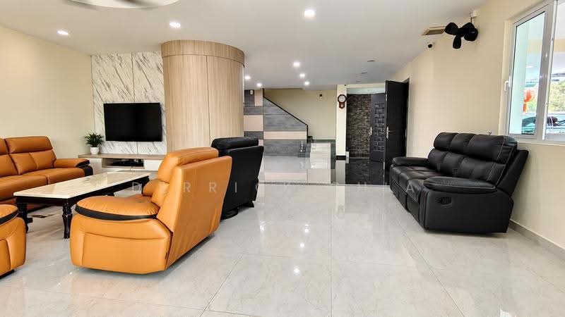 Rumah Teres 2-Tingkat untuk Dijual di Bandar Kinrara (Selangor) - Derrick Chia - Living Room - PropertyGuru.com.my
