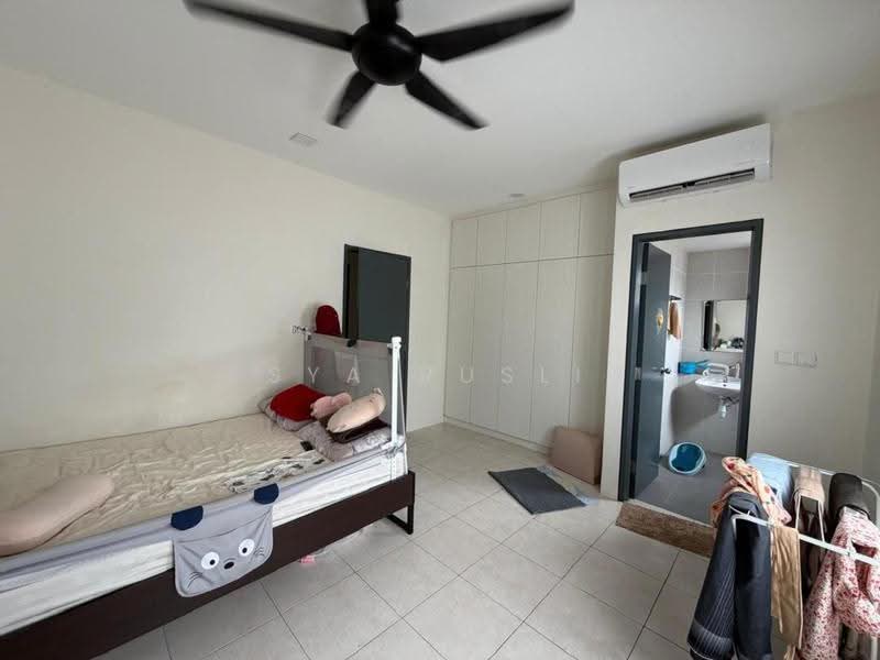 Rumah Teres 2-Tingkat untuk Disewa di Dengkil (Selangor) - Sya Rusli - Bedroom - PropertyGuru.com.my