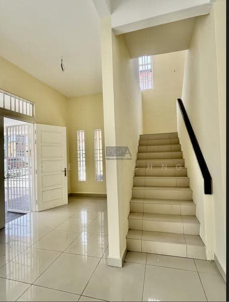 Rumah Banglo untuk Dijual di Bandar Baru Sungai Air Putih (Balik Pulau) - Cheryl Chng - Entrance - PropertyGuru.com.my