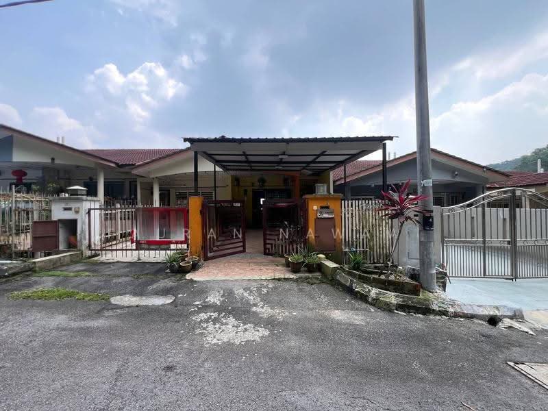3-storey Terraced House for Sale in Taman Bukit Permata (Selayang) - Fauran Nawawi - PropertyGuru.com.my