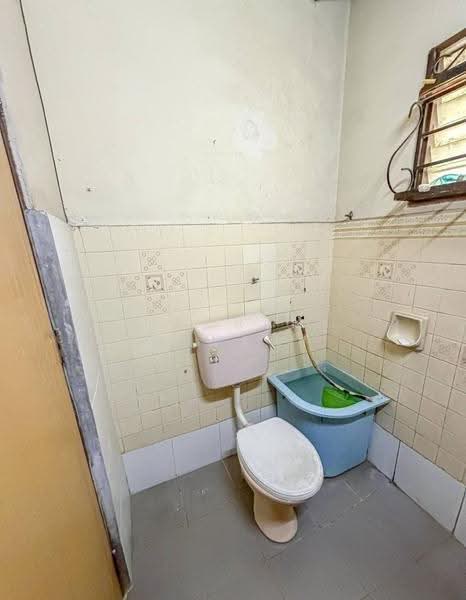 3-storey Terraced House for Sale in Ampang (Selangor) - Fauran Nawawi - PropertyGuru.com.my