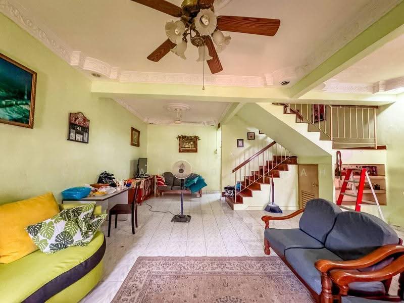 2-storey Terraced House for Sale in Bandar Tasik Kesuma (Beranang) - Luqman Abdullah - Living Room - PropertyGuru.com.my