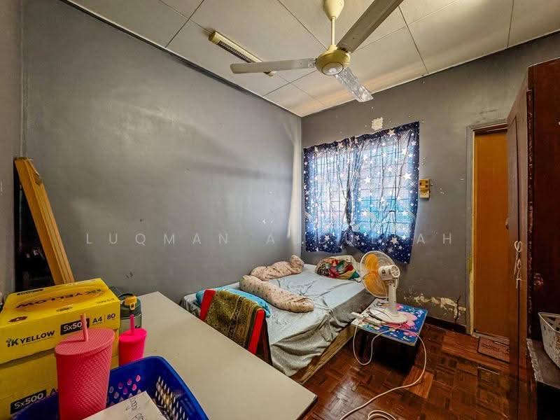 2-storey Terraced House for Sale in Bandar Tasik Kesuma (Beranang) - Luqman Abdullah - Bedroom - PropertyGuru.com.my