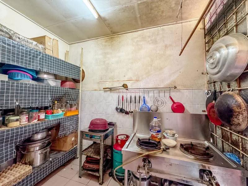 2-storey Terraced House for Sale in Bandar Tasik Kesuma (Beranang) - Luqman Abdullah - Kitchen - PropertyGuru.com.my