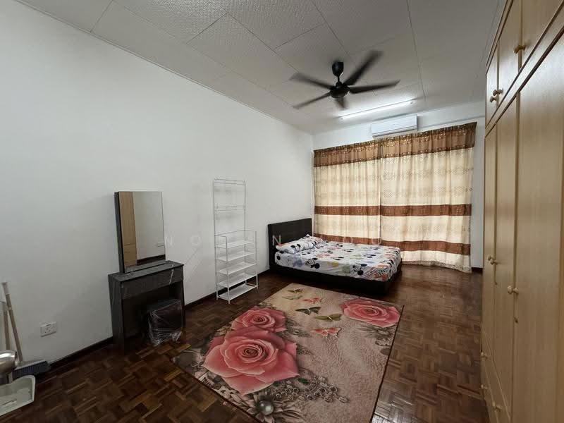 Rumah Teres 2-Tingkat untuk Disewa di Skudai (Johor) - Novan Loo - Bedroom - PropertyGuru.com.my