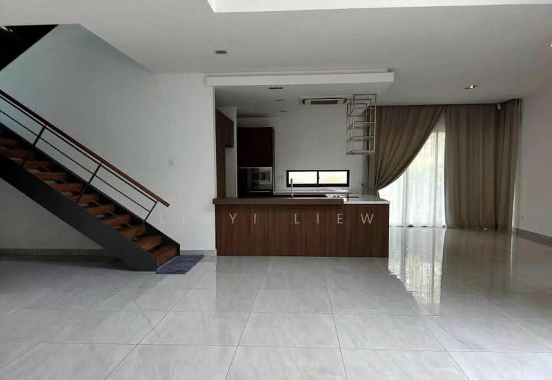 Rumah Banglo untuk Dijual di Leisure Farm (Gelang Patah) - Lihyi Liew - Kitchen - PropertyGuru.com.my