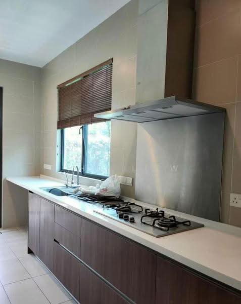 Rumah Banglo untuk Dijual di Leisure Farm (Gelang Patah) - Lihyi Liew - Kitchen - PropertyGuru.com.my