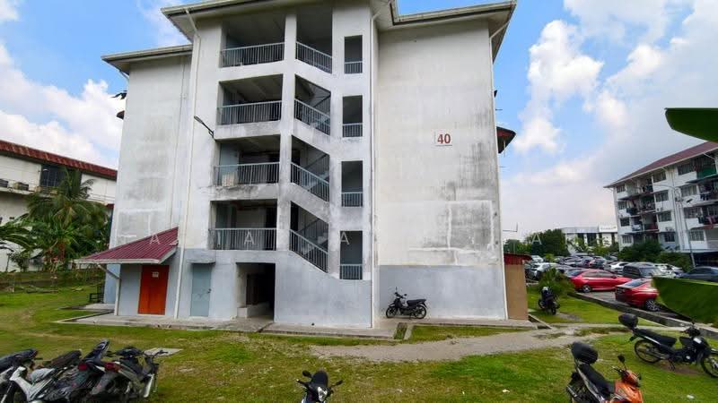 Flat for Sale at Flat Proton - Nadiah Abdullah - Exterior - PropertyGuru.com.my