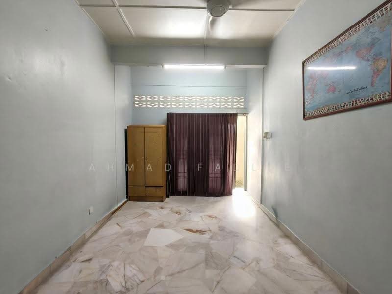 Rumah Teres 1-Tingkat untuk Dijual di Taman Sri Serdang (Seri Kembangan) - Ahmad Fadlee - PropertyGuru.com.my