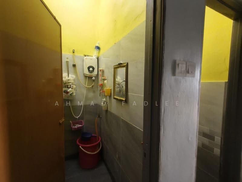Rumah Teres 1-Tingkat untuk Dijual di Taman Sri Serdang (Seri Kembangan) - Ahmad Fadlee - PropertyGuru.com.my