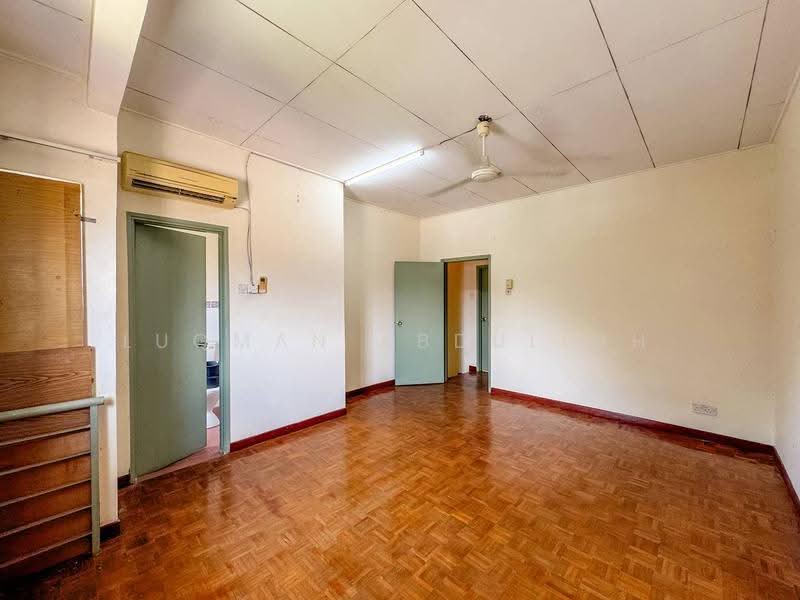 2-storey Terraced House for Sale in Bandar Tasik Kesuma (Beranang) - Luqman Abdullah - PropertyGuru.com.my