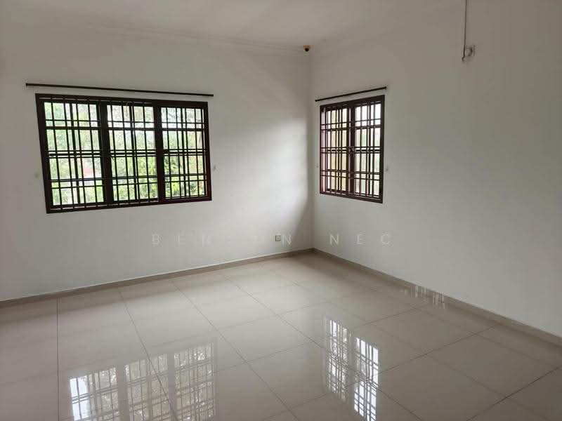 Bungalow House for Sale in Bandar Putra Kulai (Kulai) - Benson NEC - Living Room - PropertyGuru.com.my