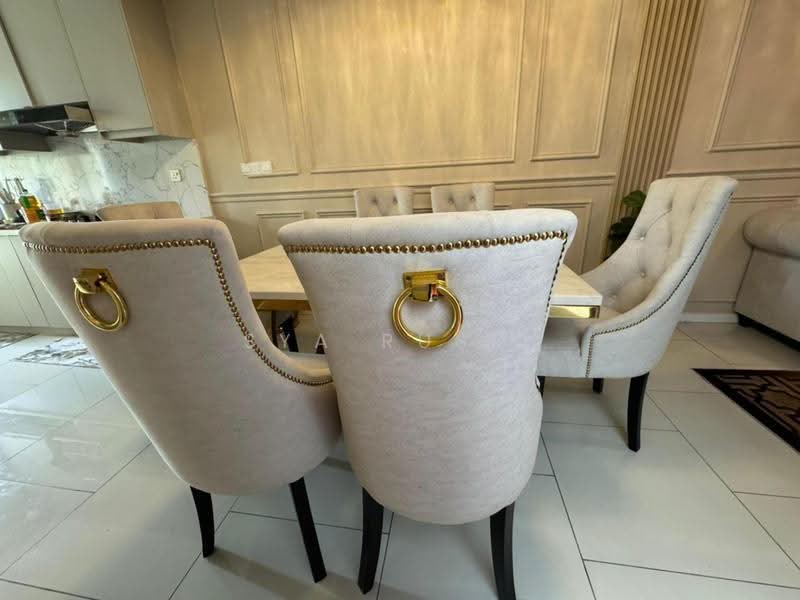 Townhouse for Rent in Dengkil (Selangor) - Sya Rusli - Dining Room - PropertyGuru.com.my