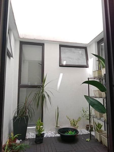 Townhouse for Rent in Dengkil (Selangor) - Sya Rusli - Garden - PropertyGuru.com.my