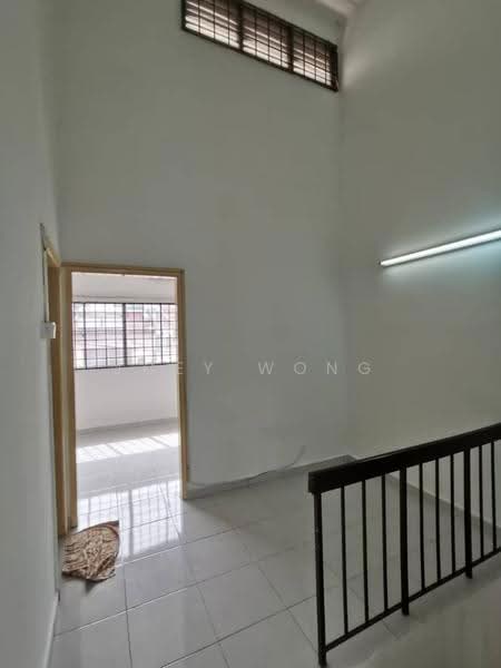 2-storey Terraced House for Sale in BANDAR PUCHONG JAYA (Puchong) - Joey Wong - Corridor - PropertyGuru.com.my