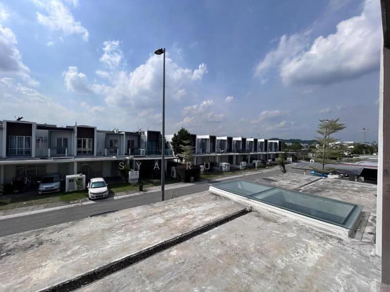 Rumah Teres 2-Tingkat untuk Disewa di Dengkil (Selangor) - Sya Rusli - Exterior - PropertyGuru.com.my