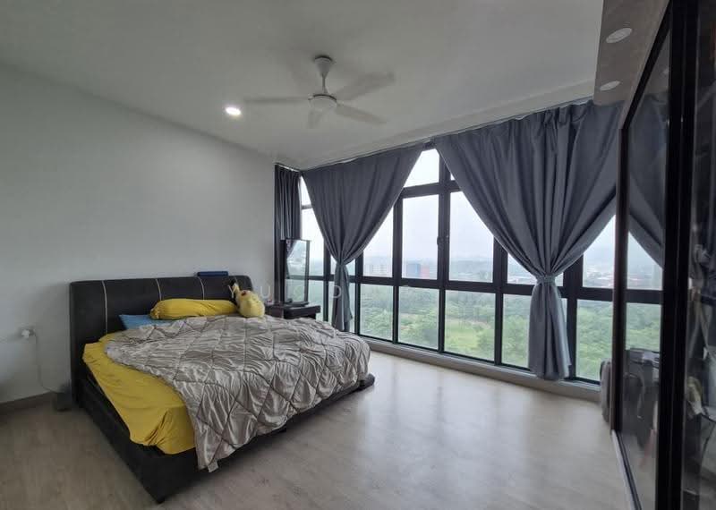 Kediaman Servis untuk Dijual di Green Haven - Yucong . - Bedroom - PropertyGuru.com.my