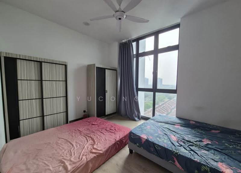 Kediaman Servis untuk Dijual di Green Haven - Yucong . - Bedroom - PropertyGuru.com.my
