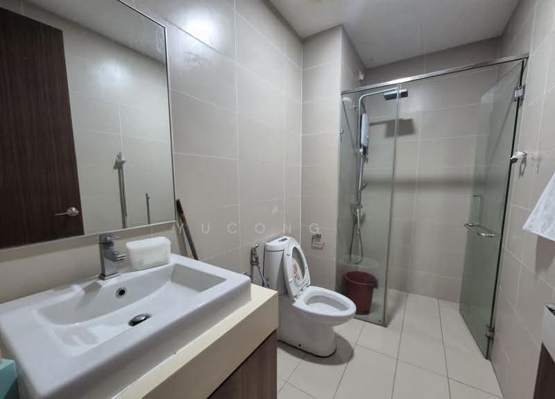 Kediaman Servis untuk Dijual di Green Haven - Yucong . - Bathroom - PropertyGuru.com.my