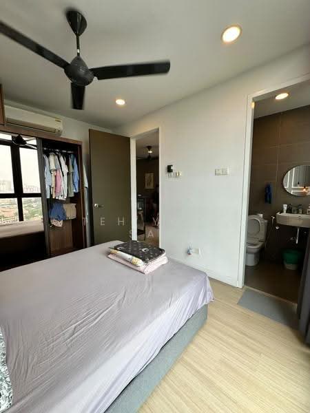 Service Residence for Sale at H2O Residences - Teh Yong San - Bedroom - PropertyGuru.com.my
