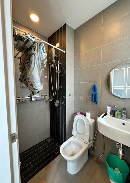 Service Residence for Sale at H2O Residences - Teh Yong San - Bathroom - PropertyGuru.com.my