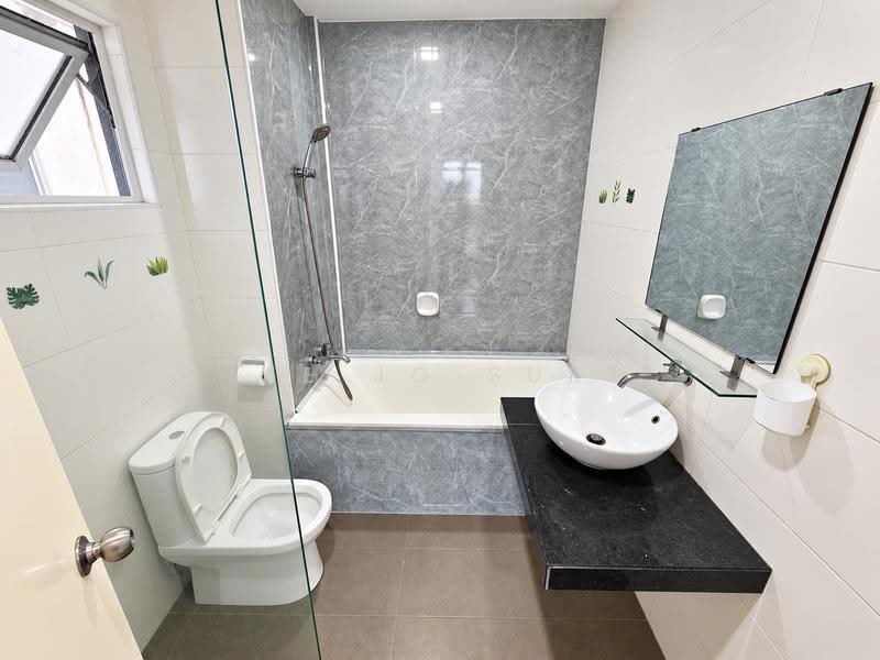 Condominium for Rent at Subang Parkhomes - Lee Jo Surf - Bathroom - PropertyGuru.com.my