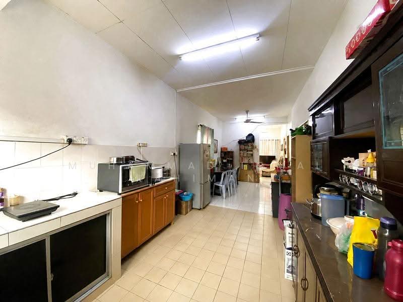 1-storey Terraced House for Sale in Taman Pelangi Semenyih (Semenyih) - Muhammad Iqmal Rahiman - Kitchen - PropertyGuru.com.my